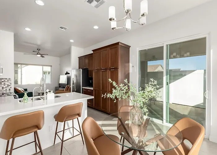 Fully Furnished Az Home-ideal For Extended Holiday home